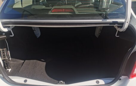 Renault Logan II, 2020 год, 890 000 рублей, 9 фотография