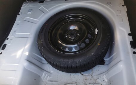 Renault Logan II, 2020 год, 890 000 рублей, 8 фотография