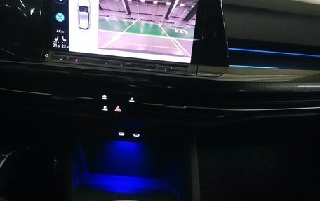 Volkswagen Golf VIII, 2022 год, 3 624 000 рублей, 16 фотография