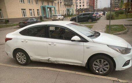 Hyundai Solaris II рестайлинг, 2019 год, 1 150 000 рублей, 4 фотография