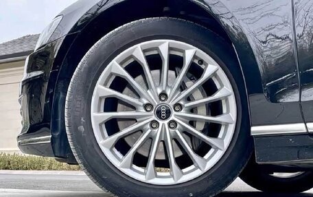 Audi A8, 2022 год, 6 825 732 рублей, 10 фотография