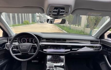 Audi A8, 2022 год, 6 825 732 рублей, 11 фотография
