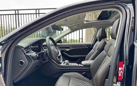 Audi A8, 2022 год, 6 825 732 рублей, 12 фотография