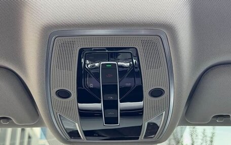 Audi A8, 2022 год, 6 825 732 рублей, 21 фотография