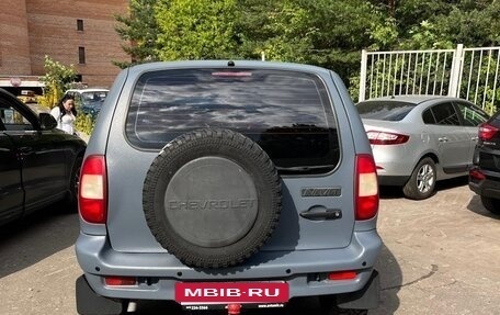 Chevrolet Niva I рестайлинг, 2004 год, 400 000 рублей, 5 фотография