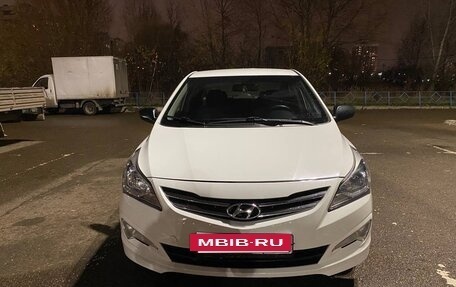 Hyundai Solaris II рестайлинг, 2016 год, 1 000 000 рублей, 6 фотография