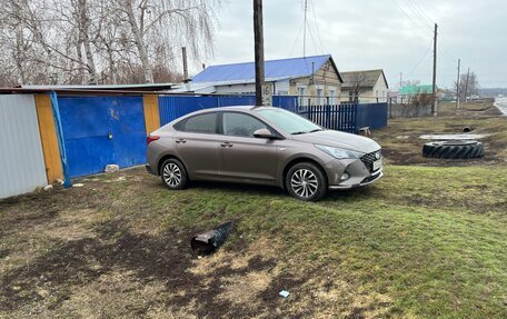 Hyundai Solaris II рестайлинг, 2021 год, 1 450 000 рублей, 2 фотография