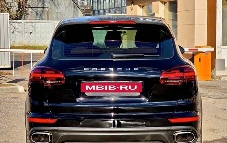 Porsche Cayenne III, 2015 год, 2 999 999 рублей, 6 фотография