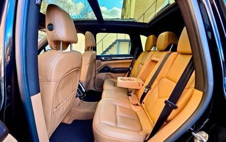 Porsche Cayenne III, 2015 год, 2 999 999 рублей, 18 фотография