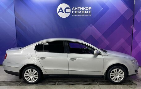 Volkswagen Passat B6, 2005 год, 710 000 рублей, 4 фотография