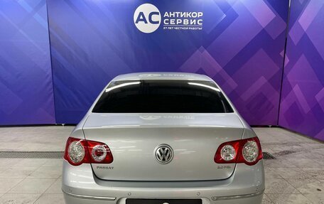 Volkswagen Passat B6, 2005 год, 710 000 рублей, 7 фотография