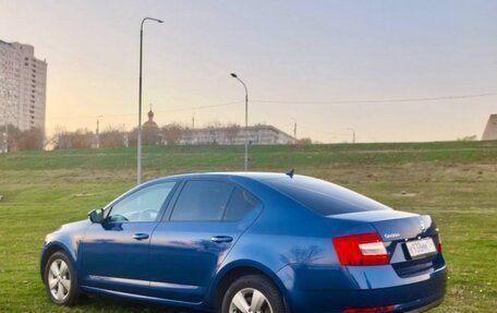 Skoda Octavia, 2018 год, 1 990 000 рублей, 4 фотография