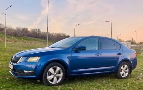 Skoda Octavia, 2018 год, 1 990 000 рублей, 2 фотография