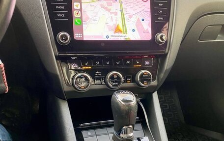 Skoda Octavia, 2018 год, 1 990 000 рублей, 17 фотография