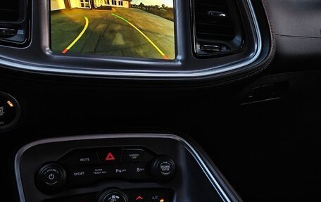 Dodge Challenger III рестайлинг 2, 2021 год, 2 299 000 рублей, 27 фотография