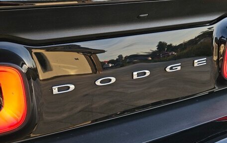 Dodge Challenger III рестайлинг 2, 2021 год, 2 299 000 рублей, 23 фотография