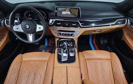 BMW 7 серия, 2022 год, 6 790 000 рублей, 13 фотография