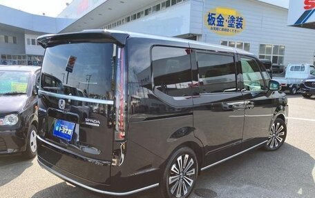 Honda Stepwgn, 2022 год, 1 951 950 рублей, 3 фотография