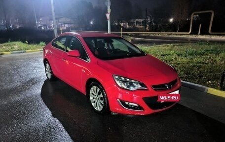 Opel Astra J, 2013 год, 650 000 рублей, 2 фотография