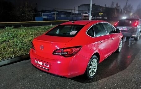 Opel Astra J, 2013 год, 650 000 рублей, 6 фотография