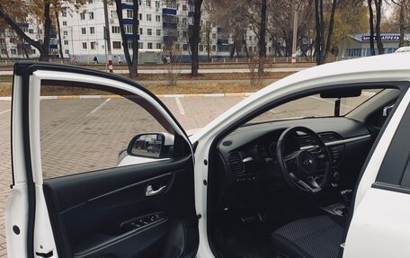 KIA Rio IV, 2017 год, 1 450 000 рублей, 7 фотография