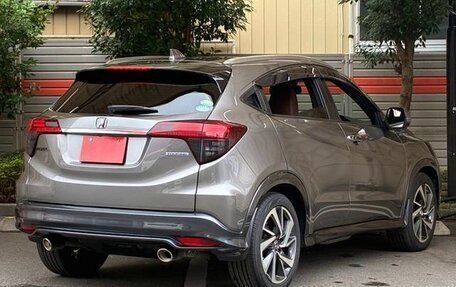 Honda Vezel, 2021 год, 1 382 000 рублей, 4 фотография