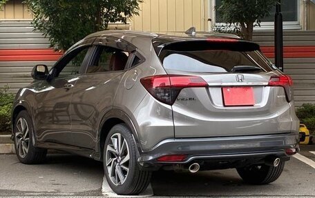 Honda Vezel, 2021 год, 1 382 000 рублей, 6 фотография