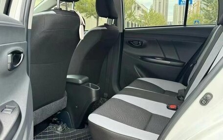 Toyota Yaris XP150 рестайлинг, 2022 год, 800 500 рублей, 6 фотография