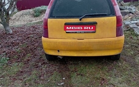 Fiat Punto III Punto Evo рестайлинг, 1996 год, 119 000 рублей, 4 фотография