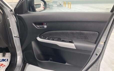 Suzuki Escudo IV, 2022 год, 1 445 000 рублей, 5 фотография