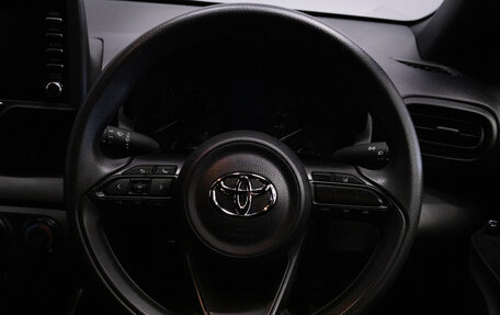 Toyota Yaris, 2020 год, 1 449 000 рублей, 10 фотография