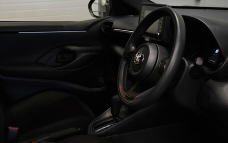 Toyota Yaris, 2020 год, 1 449 000 рублей, 9 фотография