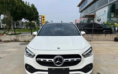 Mercedes-Benz GLA, 2022 год, 2 400 999 рублей, 2 фотография