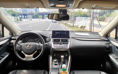 Lexus NX I, 2021 год, 2 735 000 рублей, 9 фотография