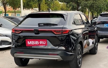 Honda Vezel, 2024 год, 2 200 000 рублей, 5 фотография