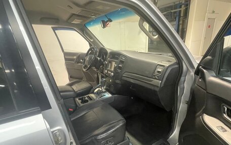 Mitsubishi Pajero IV, 2011 год, 1 790 000 рублей, 13 фотография