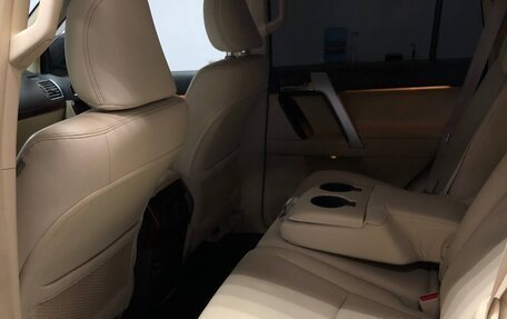 Toyota Land Cruiser Prado 150 рестайлинг 2, 2016 год, 4 790 000 рублей, 11 фотография