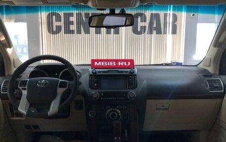 Toyota Land Cruiser Prado 150 рестайлинг 2, 2016 год, 4 790 000 рублей, 9 фотография