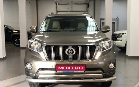 Toyota Land Cruiser Prado 150 рестайлинг 2, 2016 год, 4 790 000 рублей, 7 фотография