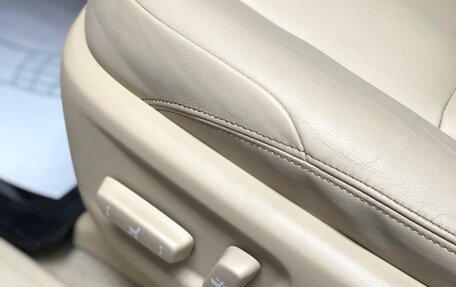 Toyota Land Cruiser Prado 150 рестайлинг 2, 2016 год, 4 790 000 рублей, 26 фотография