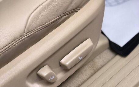 Toyota Land Cruiser Prado 150 рестайлинг 2, 2016 год, 4 790 000 рублей, 25 фотография