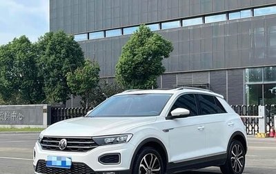 Volkswagen T-Roc I, 2022 год, 1 310 999 рублей, 1 фотография