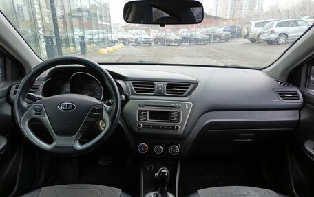 KIA Rio III рестайлинг, 2015 год, 1 003 000 рублей, 17 фотография