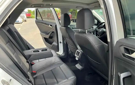 Volkswagen T-Roc I, 2022 год, 1 310 999 рублей, 22 фотография