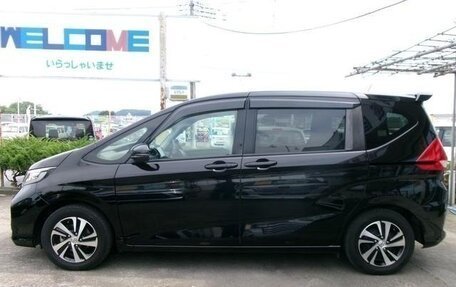 Honda Freed II, 2018 год, 1 432 000 рублей, 2 фотография