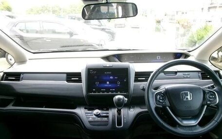 Honda Freed II, 2018 год, 1 432 000 рублей, 10 фотография