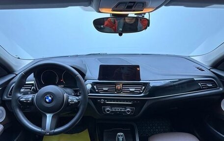 BMW 1 серия, 2021 год, 1 760 000 рублей, 11 фотография