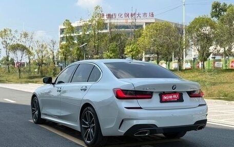 BMW 3 серия, 2022 год, 2 900 000 рублей, 4 фотография