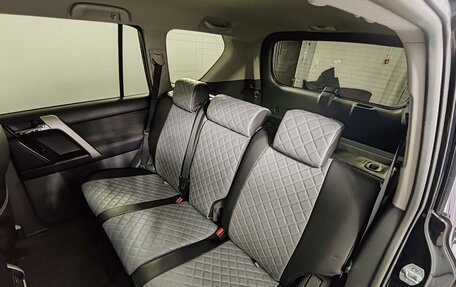 Toyota Land Cruiser Prado 150 рестайлинг 2, 2013 год, 2 935 000 рублей, 19 фотография