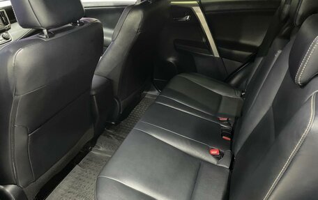 Toyota RAV4, 2013 год, 2 400 000 рублей, 14 фотография